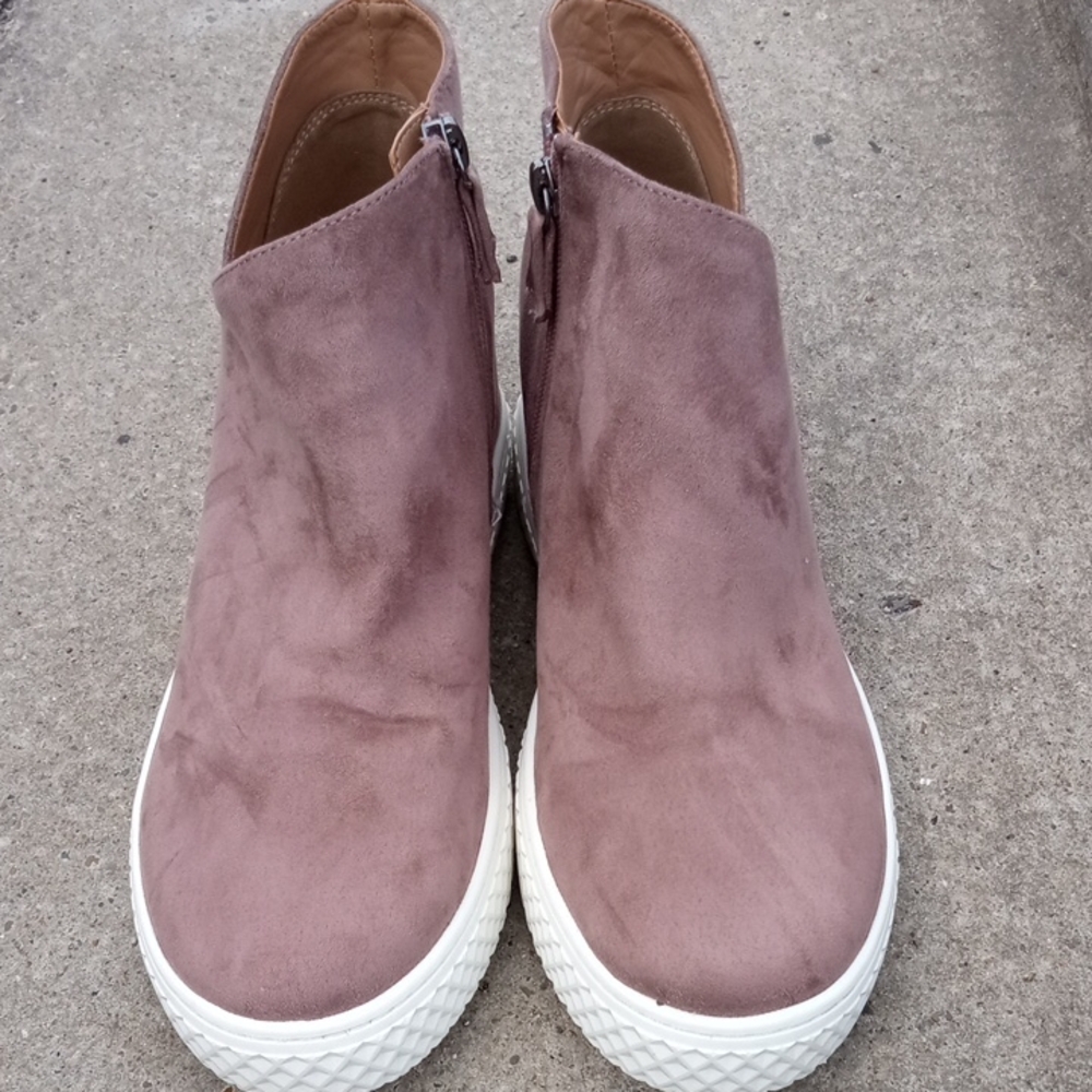 GUC Aerosoles Zirah Ankle Bootie Faux Suede Women's Shoes 9.5